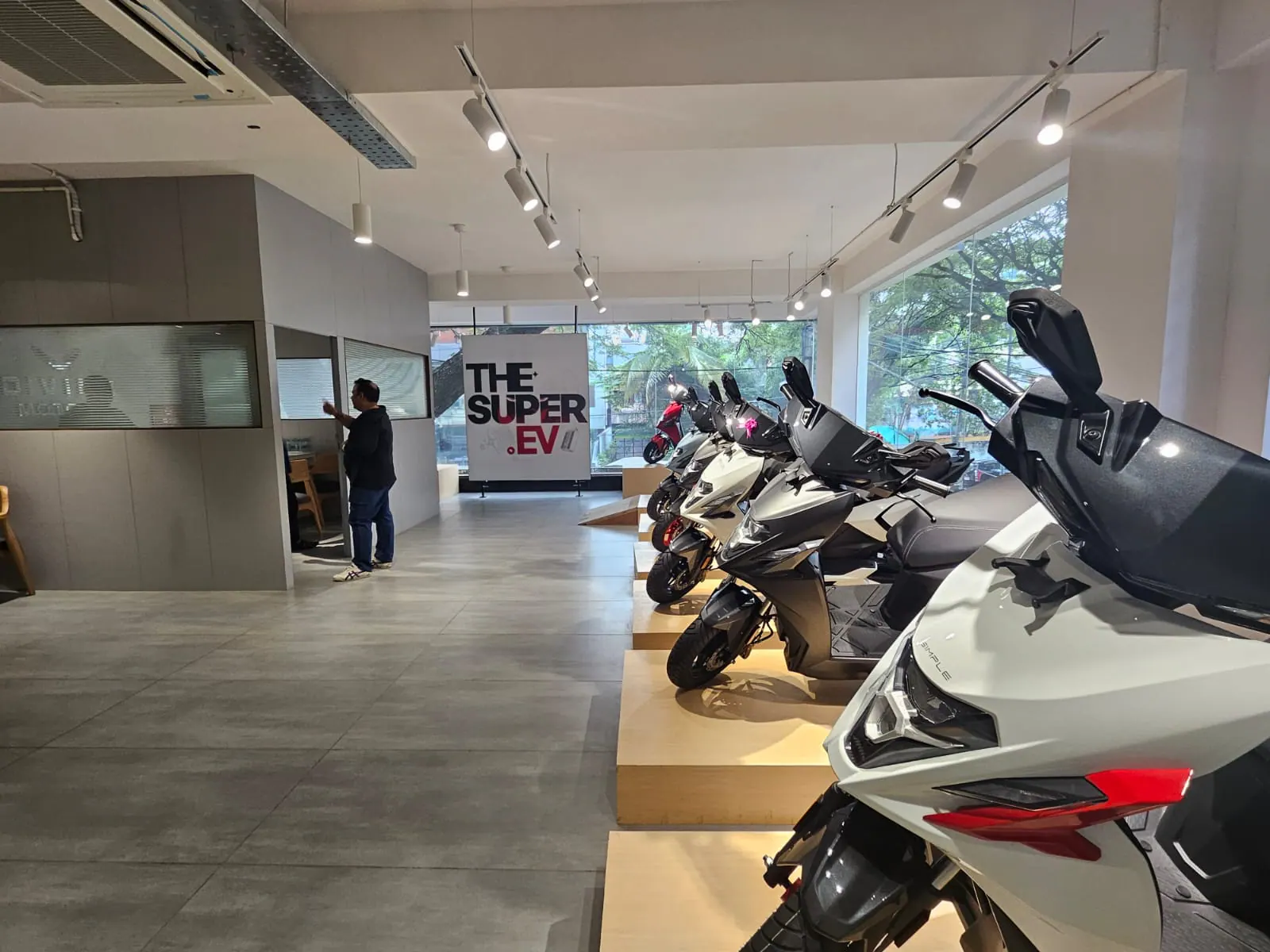 VM Live retail project 10